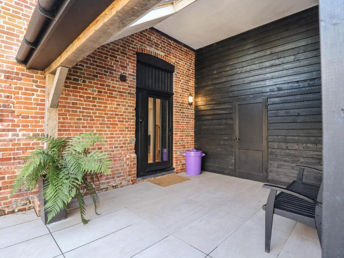 Grange Barn Villa Hessett Luaran gambar